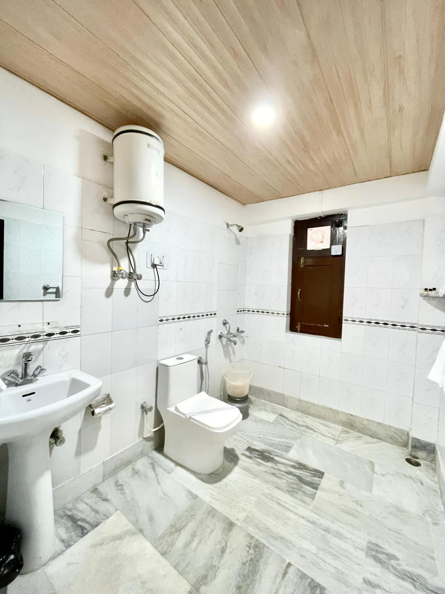 Hotel Rollingrang Kalpa Εξωτερικό φωτογραφία